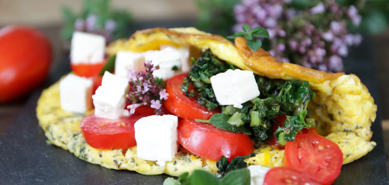 gefülltes omlett mit spinat und feta-nicola-sautter